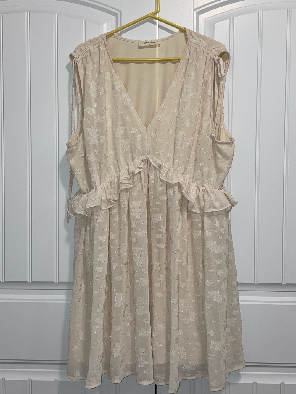 Cream Floral Ruffle Mini Dress with V-Neck